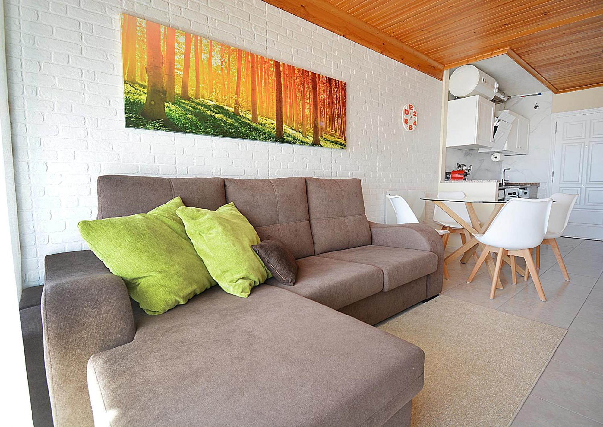 Galihost - Apartamento Con Vistas En Pedras Negras O Grove Ngoại thất bức ảnh